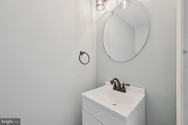 7035 KNIGHTHOOD LN, Columbia, MD 21045