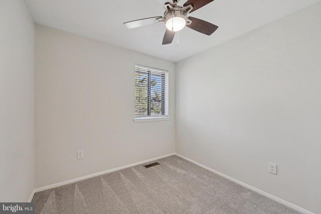 7035 KNIGHTHOOD LN, Columbia, MD 21045