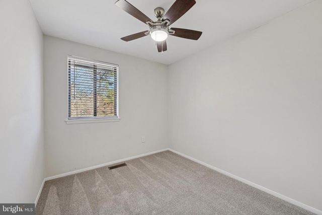 7035 KNIGHTHOOD LN, Columbia, MD 21045