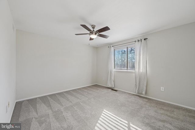 7035 KNIGHTHOOD LN, Columbia, MD 21045