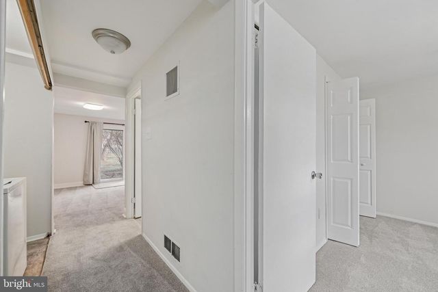 7035 KNIGHTHOOD LN, Columbia, MD 21045