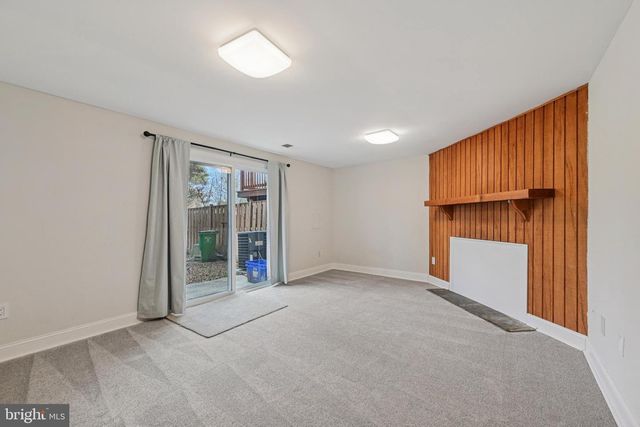 7035 KNIGHTHOOD LN, Columbia, MD 21045