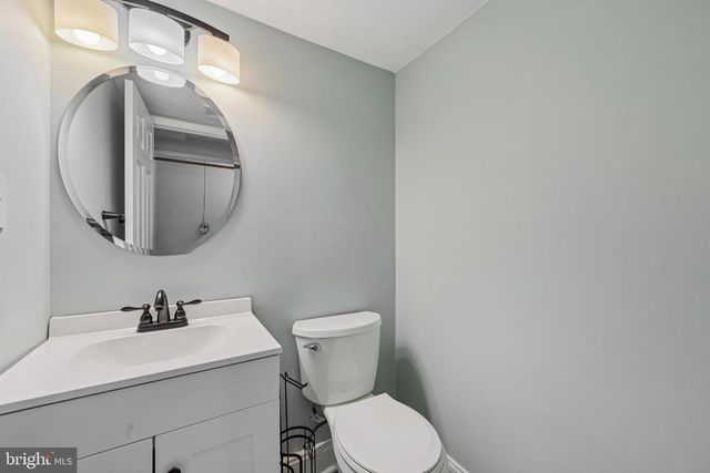 7035 KNIGHTHOOD LN, Columbia, MD 21045