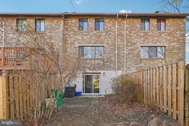 7035 KNIGHTHOOD LN, Columbia, MD 21045