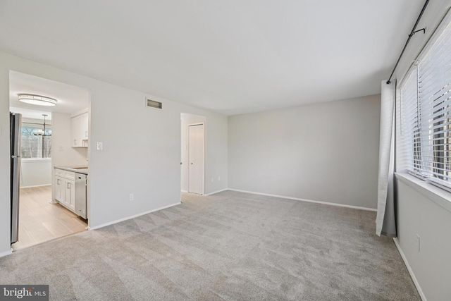 7035 KNIGHTHOOD LN, Columbia, MD 21045