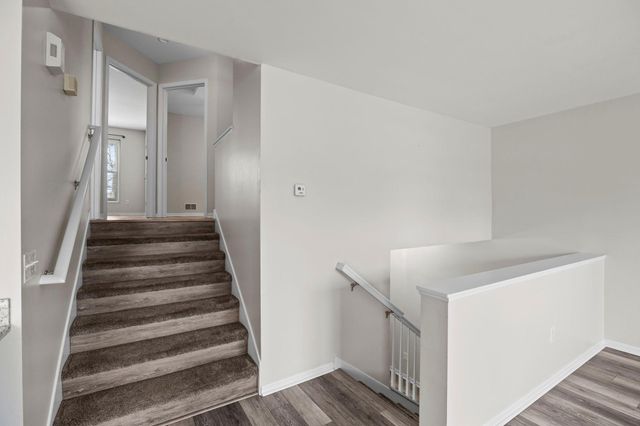 5056 Bluff Heights Trail SE, Prior Lake, MN 55372