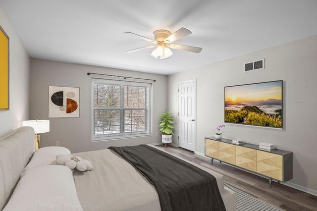 5056 Bluff Heights Trail SE, Prior Lake, MN 55372