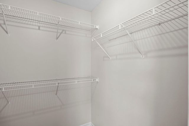 5056 Bluff Heights Trail SE, Prior Lake, MN 55372