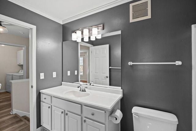 5056 Bluff Heights Trail SE, Prior Lake, MN 55372