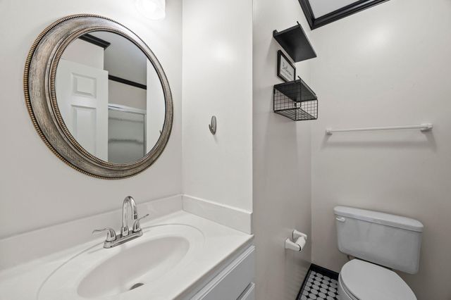 5056 Bluff Heights Trail SE, Prior Lake, MN 55372