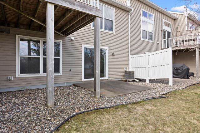 5056 Bluff Heights Trail SE, Prior Lake, MN 55372