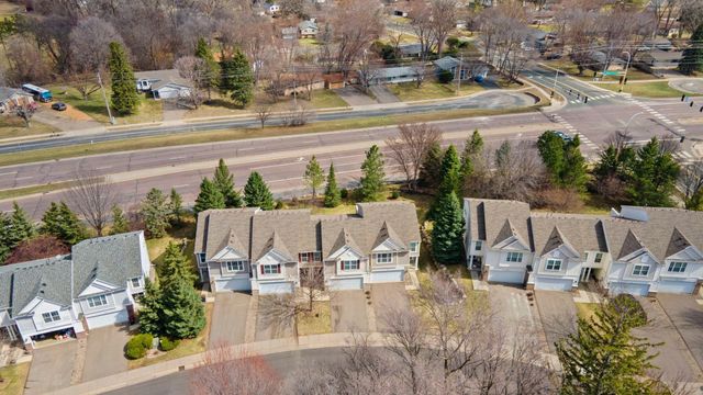 5056 Bluff Heights Trail SE, Prior Lake, MN 55372