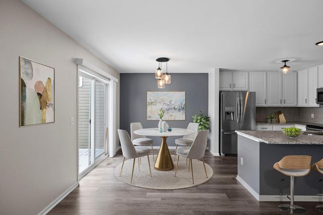 5056 Bluff Heights Trail SE, Prior Lake, MN 55372