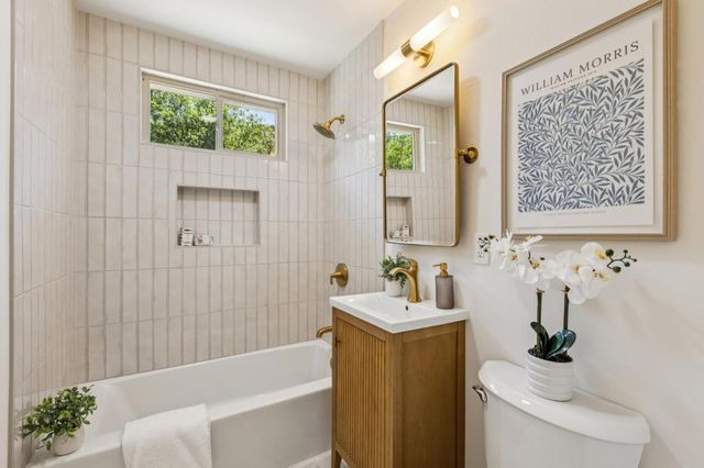 1404 Flores Drive, Pacifica, CA 94044