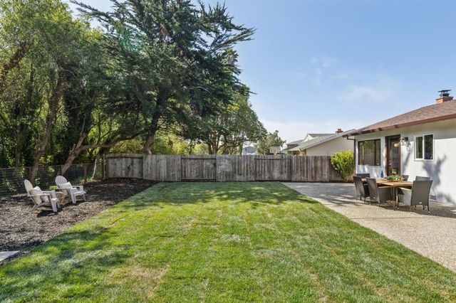 1404 Flores Drive, Pacifica, CA 94044