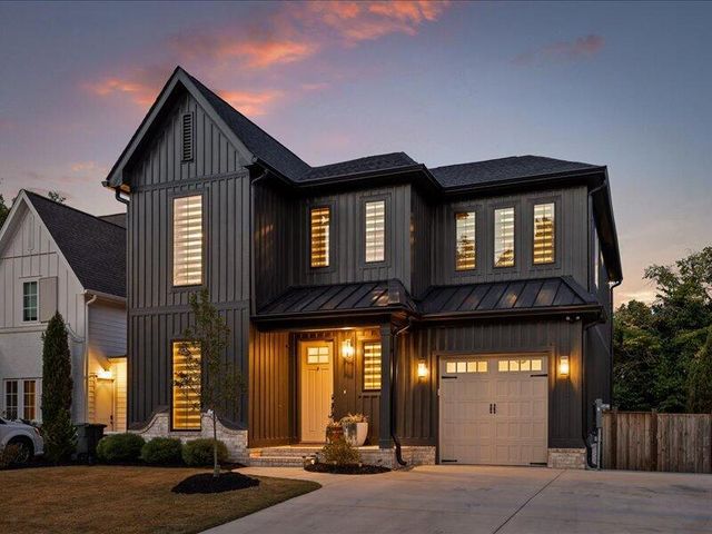 712 Spears Avenue, Chattanooga, TN 37405