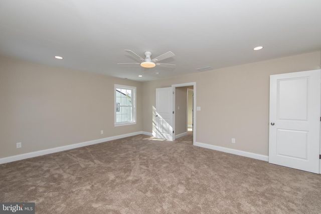 711 HOWARD AVE, Wenonah, NJ 08090