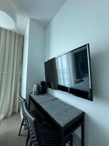 17315 Collins Avenue 2006, Sunny Isles Beach, FL 33160