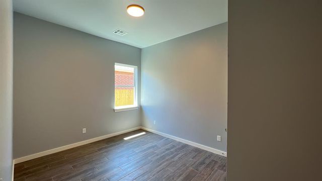 605 Remington Avenue, Jones, OK 73049