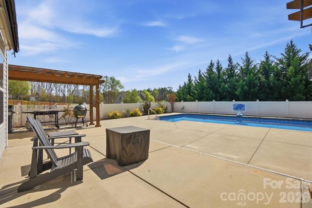 346 Wyndham Forest Circle, Midland, NC 28107