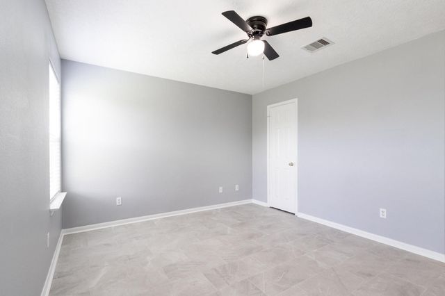 9107 Stingray Court, Texas City, TX 77591