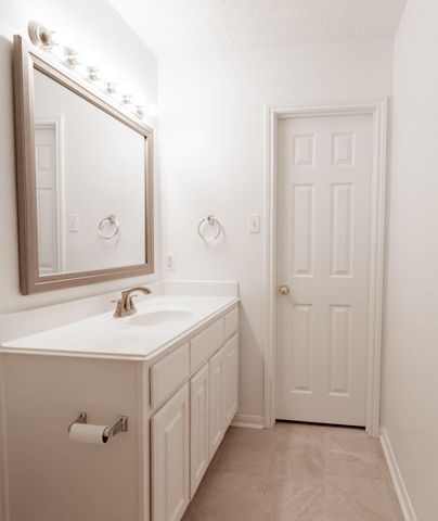 9107 Stingray Court, Texas City, TX 77591