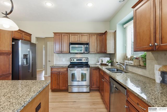 7120 N 146th Street, Bennington, NE 68007