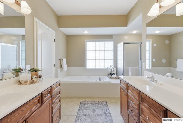 7120 N 146th Street, Bennington, NE 68007