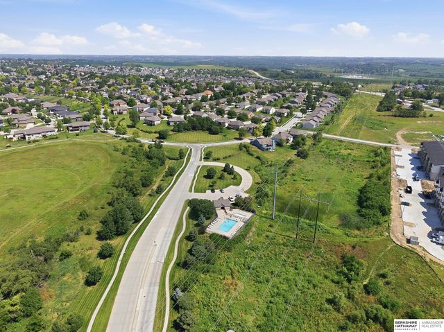 7120 N 146th Street, Bennington, NE 68007
