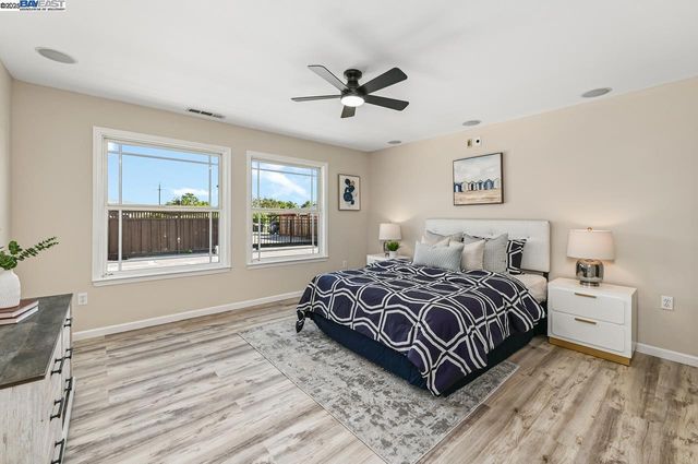 3370 Gardella Plaza, Livermore, CA 94551