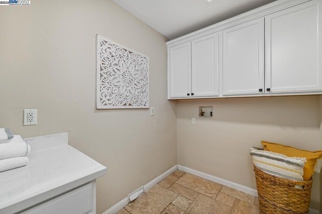 3370 Gardella Plaza, Livermore, CA 94551