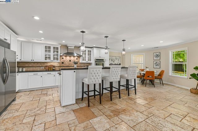 3370 Gardella Plaza, Livermore, CA 94551