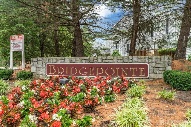 27 Hanna Lane, Old Bridge, NJ 08879