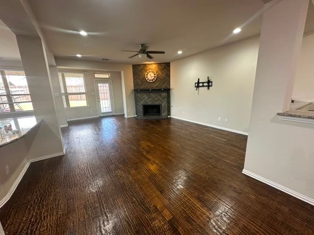 2642 Calmwood Drive, Little Elm, TX 75068