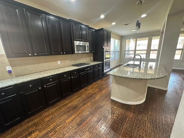 2642 Calmwood Drive, Little Elm, TX 75068
