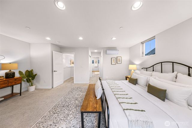 6522 C 32nd Avenue NE, Seattle, WA 98115