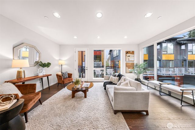 6522 C 32nd Avenue NE, Seattle, WA 98115