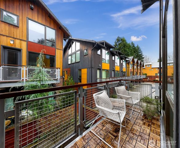 6522 C 32nd Avenue NE, Seattle, WA 98115