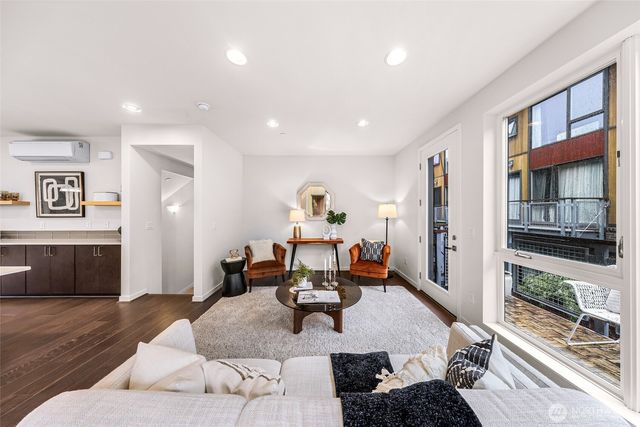 6522 C 32nd Avenue NE, Seattle, WA 98115