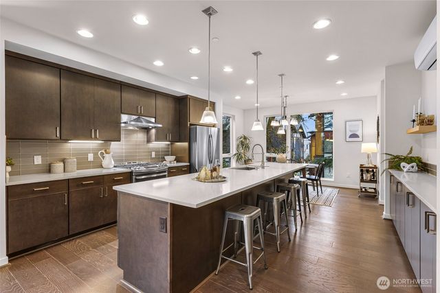 6522 C 32nd Avenue NE, Seattle, WA 98115