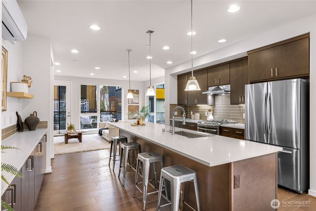 6522 C 32nd Avenue NE, Seattle, WA 98115