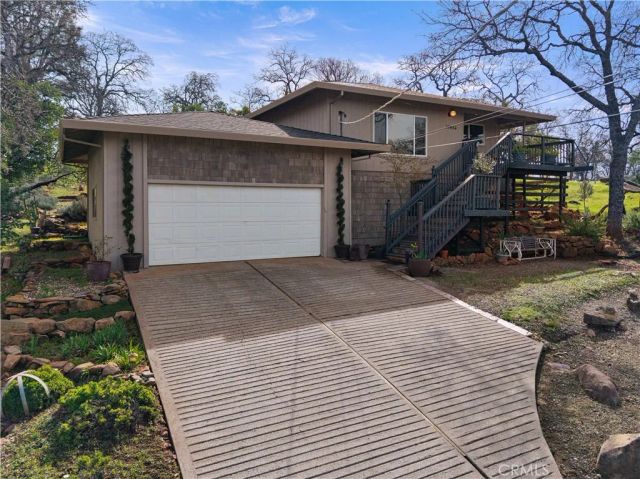 17444 Meadow View Drive, Hidden Valley Lake, CA 95467