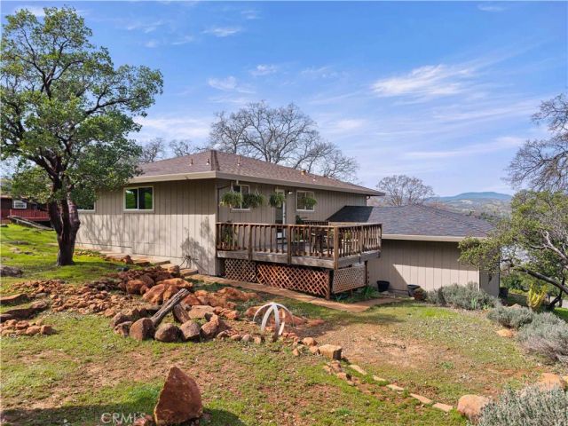 17444 Meadow View Drive, Hidden Valley Lake, CA 95467