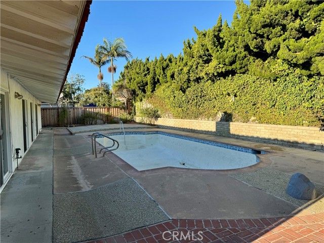 1412 Santiago Dr, Newport Beach, CA 92660
