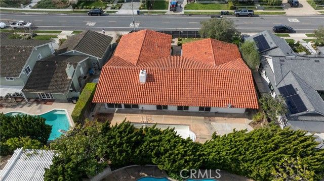 1412 Santiago Dr, Newport Beach, CA 92660
