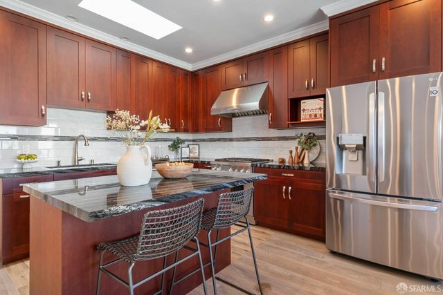 384 Rolph Street, San Francisco, CA 94112