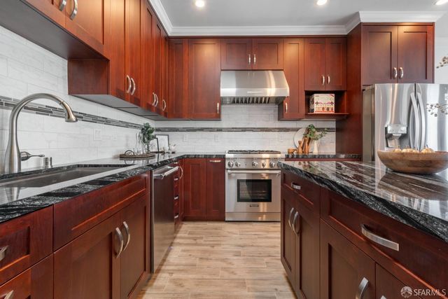 384 Rolph Street, San Francisco, CA 94112