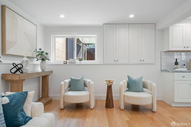 384 Rolph Street, San Francisco, CA 94112