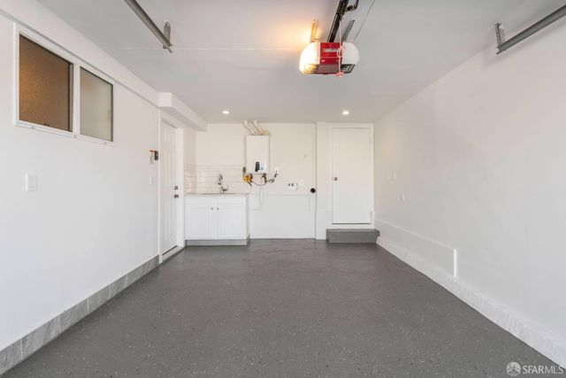 384 Rolph Street, San Francisco, CA 94112