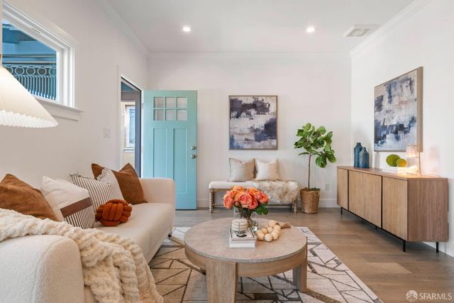 384 Rolph Street, San Francisco, CA 94112